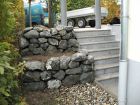 Trockensteinmauer aus Phonolith